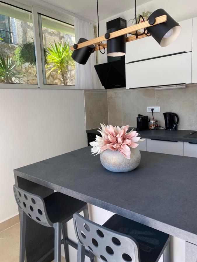 Casa Benita Bed & Breakfast ฮวาร์ ภายนอก รูปภาพ